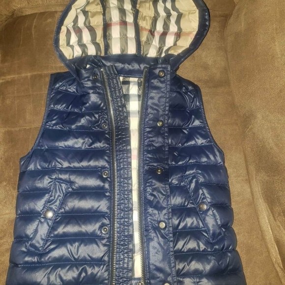 Burberry Vest - Picture 4 of 8